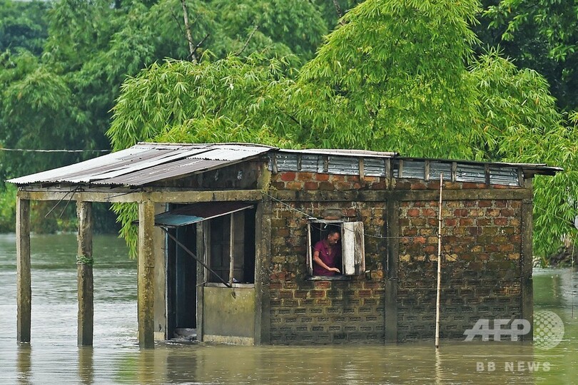 バングラデシュで雨期の洪水、国土の3分の1が浸水