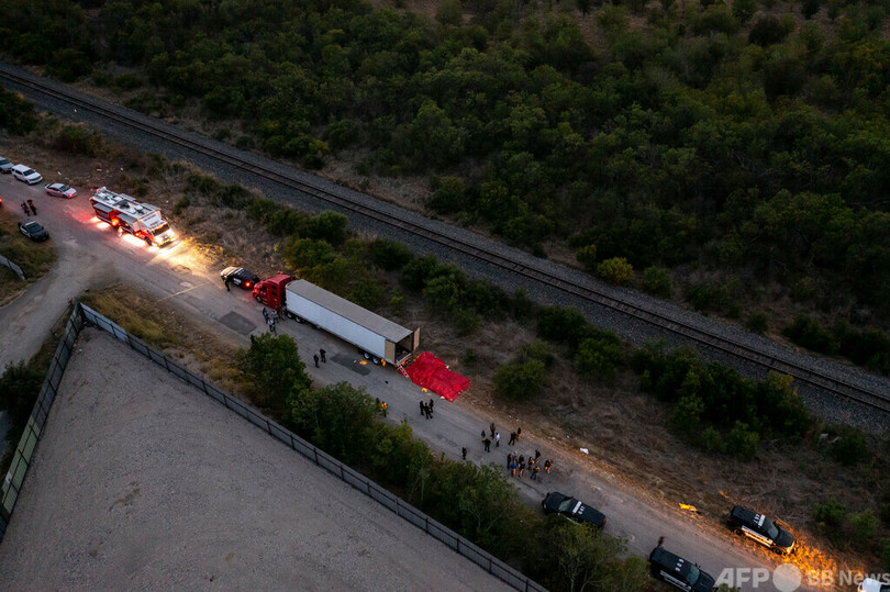 トレーラーに移民46人の遺体 米テキサス州