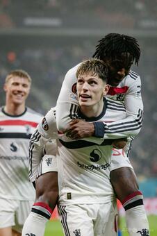 '09イングランド・リーグカップ決勝プログラムトッテナムvs ManU 09イングランド・リーグカップ決勝プログラムトッテナムvs ManU