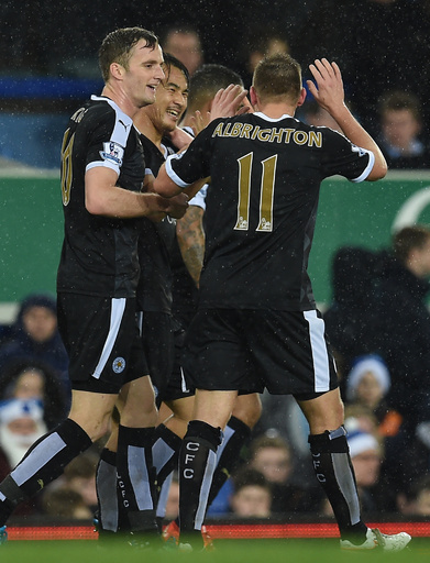 好調レスターのラニエリ監督、選手に大みそかの外出を許可