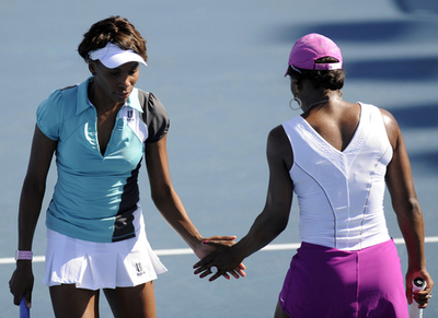 ウィリアムス姉妹 ストレートで女子ダブルス1回戦突破