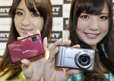 フルハイビジョン動画撮影の新「サイバーショット」発表、ソニー