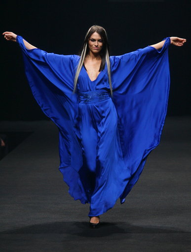 ＜08年春夏モスクワ・コレクション＞Masha Tsigalら、新作を発表