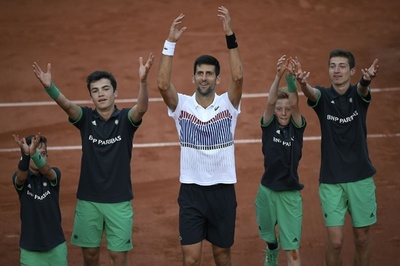 ジョコビッチ、最多タイ11度目の全仏8強 強敵ティエムと対戦へ