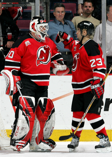 ＜06-07NHL プレーオフ＞デビルズ ライトニングを降し準決勝進出に王手をかける - 米国