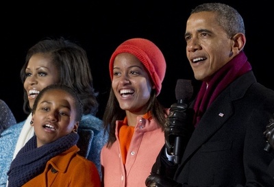 オバマ大統領が「父の日」演説、父親の育児の重要性訴える