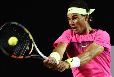 ナダル、同胞対決を制して準々決勝へ進出 リオ・オープン