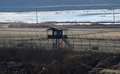 南北、非武装地帯の見張り所一部撤収で合意 韓国国防相発表
