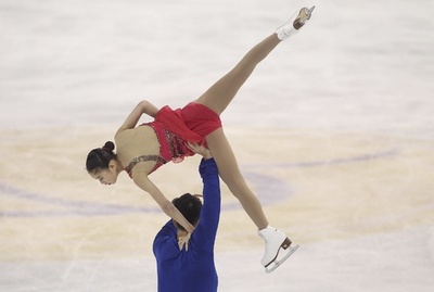 ペアSPは地元の中国勢が3位までを独占、中国杯