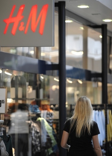 H&M、店頭で商品リサイクル回収へ 来年から