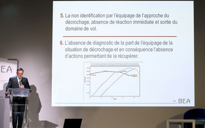 仏機墜落事故、原因は「計器故障と操縦士の不手際」 最終報告