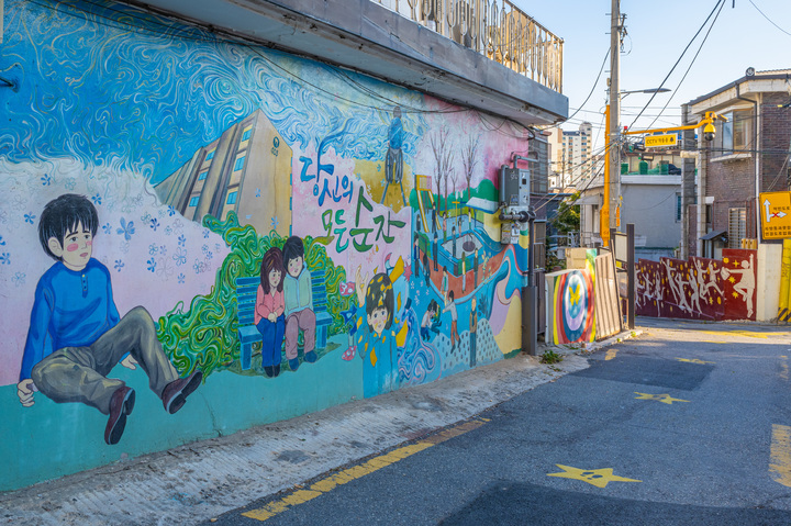 Kang Full漫画通り（写真=ソウル観光財団提供）(c)NEWSIS