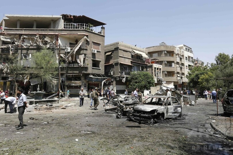 シリア首都で車が爆発、18人死亡 治安部隊の追跡後に