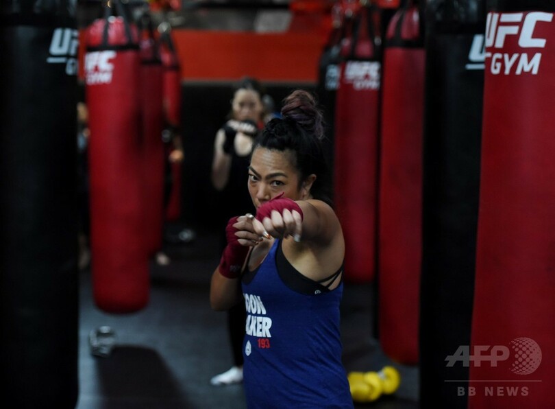 「男社会」総合格闘技の固定観念を壊す女性たち