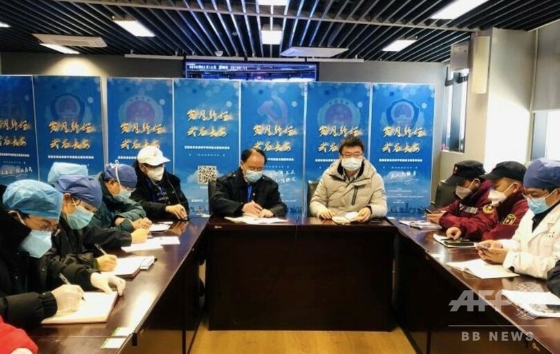 苦難を恐れず、英雄的な武漢人民に敬意を表する 中国