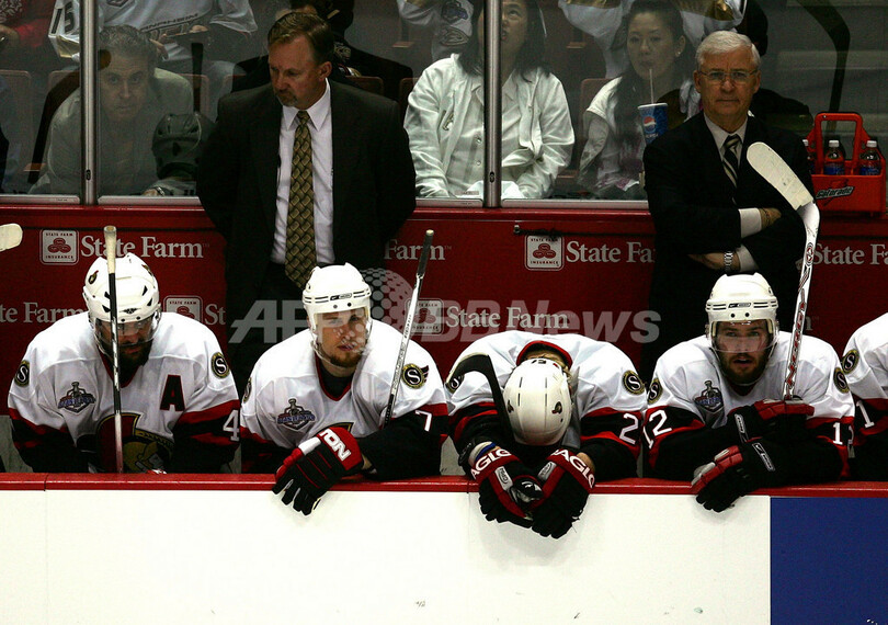 セネターズ 80年ぶりのスタンレー杯優勝を逃す