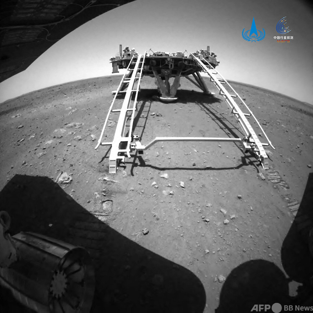中国、火星地表の探査開始 画像公開