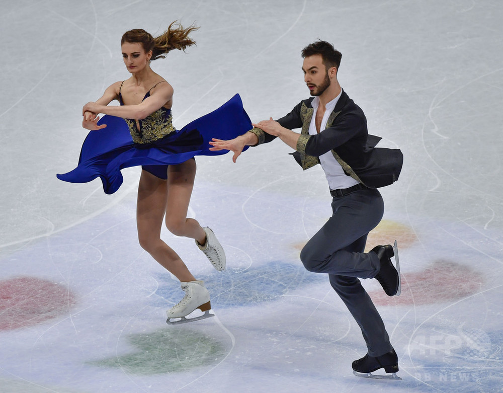 アイスダンスの肌が透ける衣装やレゲエが減点対象に、平昌五輪 写真1枚