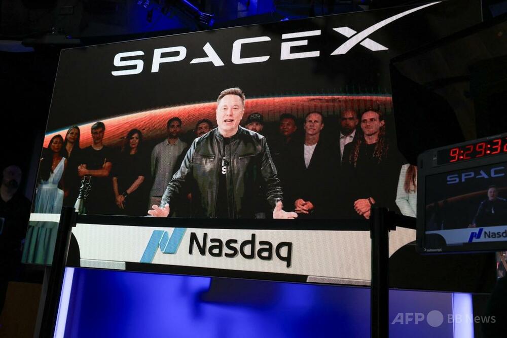 スペースXがナスダック上場、12兆円調達 マスク氏は世界初の1兆ドル長者に