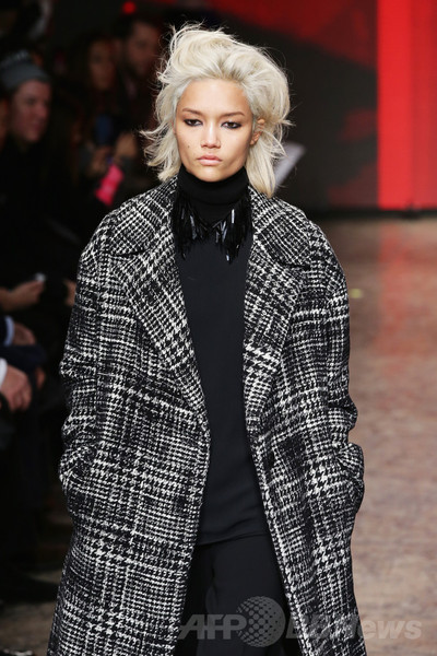 ＜14/15年秋冬NYコレクション＞DKNY