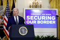 米首都ワシントンのホワイトハウスで、不法移民を抑制する大統領令を発表するジョー・バイデン大統領（2024年6月4日撮影）。(c)Kevin Dietsch / GETTY IMAGES NORTH AMERICA / Getty Images via AFP
