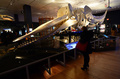 米ニューヨーク（New York）のアメリカ自然史博物館（American Museum of Natural History）では23日から、クジラの特別展「Whales: Giant of the Deep（クジラ：深海の巨大生物）」が始まる。クジラに関する最新の研究結果や、人類の文化にクジラが果たしてきた中心的役割などを紹介する。開催は来年1月5日まで。

写真は、20日に行われた内覧会の様子（2013年3月20日撮影）。(c)AFP/EMMANUEL DUNAND