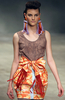 ブラジル・リオデジャネイロ（Rio de Janeiro）で開催された「リオ・ファッションウィーク（Rio Fashion Week）」で発表されたデザイナー、Giulia Borges の09/10年秋冬コレクション（2009年1月12日撮影）。（c）AFP/Vanderlei Almeida