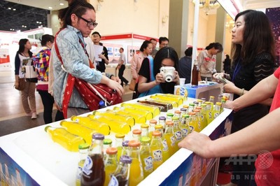 ミカン風味のソーダ モモ味のジュース 中国で懐かしの食品復活の背景 写真1枚 国際ニュース Afpbb News