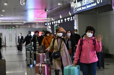 シニアツアーに「潜り込む」中国の若者たち