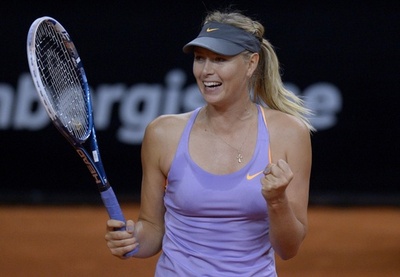 シャラポワが3連覇に王手、ポルシェ・テニス・グランプリ