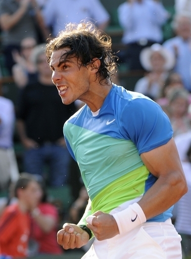 ナダルとソデルリングが決勝進出、全仏オープン