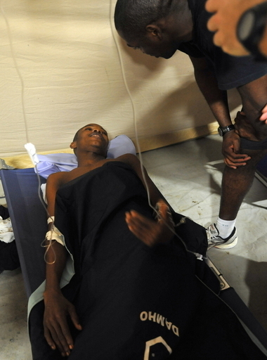 ハイチで20代男性を救出、倒壊した食料雑貨店から 「コーラを飲んで助かった」