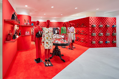 「グッチ」限定力プセルコレクションを銀座で発売