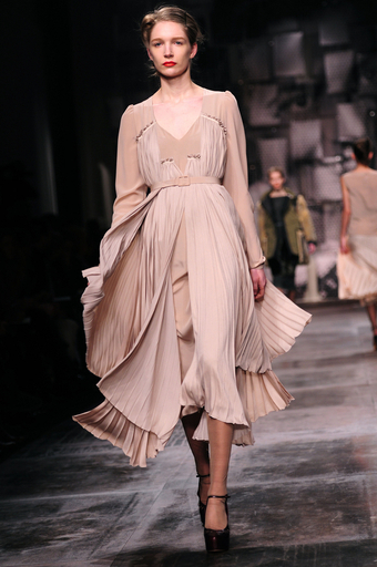 ＜11/12年秋冬ミラノコレクション＞アントニオ マラス