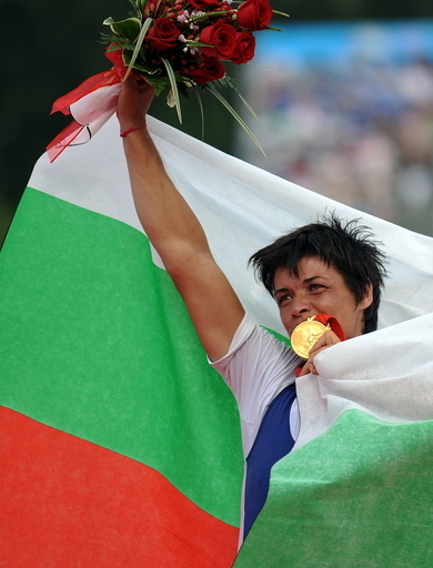 ネイコバ ボート・女子シングルスカルで金メダル