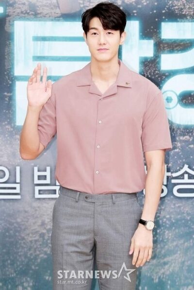 イ・ギウ、9月に済州島で結婚式 – KOREA WAVE