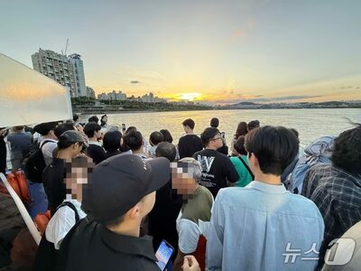 夕陽×夜景×船旅…話題のソウル「水上バス」、初日から満席の大盛況