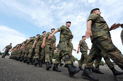 ドイツ連邦軍が軍事演習 写真16枚 国際ニュース:AFPBB News