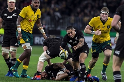 NZが豪に敗戦、指揮官は規律の乱れ嘆く ラグビー南半球対抗戦