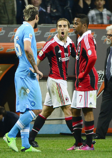 ミランとナポリの上位対決はドロー