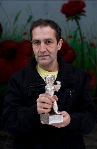 ベルリン映画祭で受賞のロマ男性死去 ボスニア、極貧にあえぐ