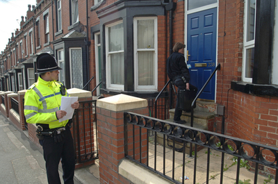 ロンドン同時爆破テロ、新たに容疑者4人を拘束 - 英国