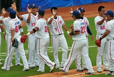 台湾 オランダを下し初戦を飾る