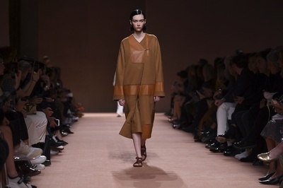 「エルメス」20年春夏