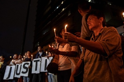 ベネズエラ、大統領「暗殺未遂」で逮捕された野党議員が自殺か