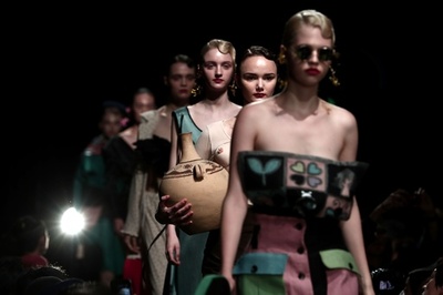 「リョウタムラカミ」18年春夏