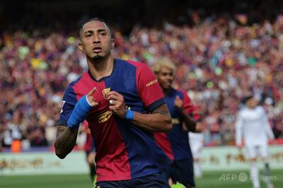 ラフィーニャ バルセロナと28年まで契約延長