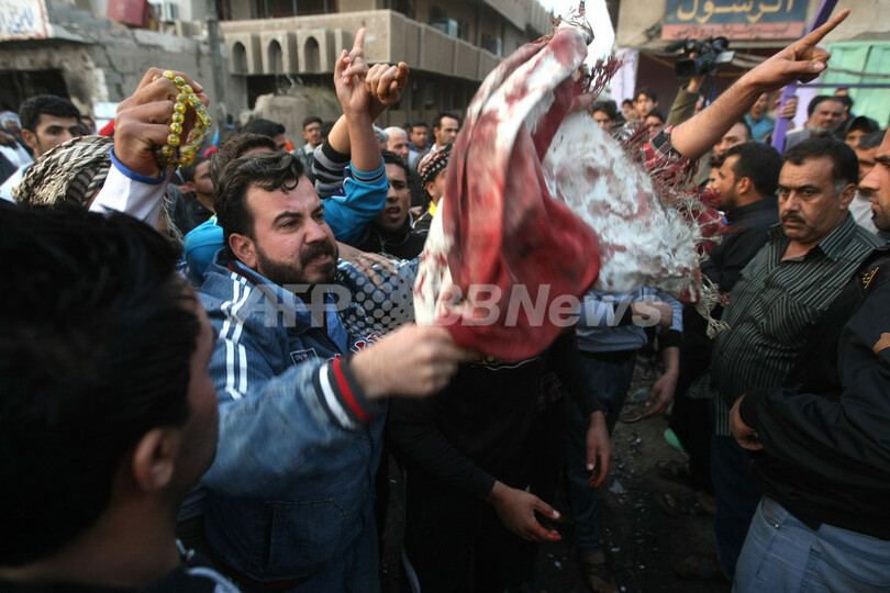 イラク首都のシーア派地区で爆弾攻撃、53人死亡