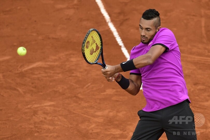 錦織、快勝でマドリードOP8強 ジョコ戦では「最高のテニスを」