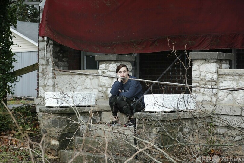 米5州で大規模な竜巻、死者100人超か